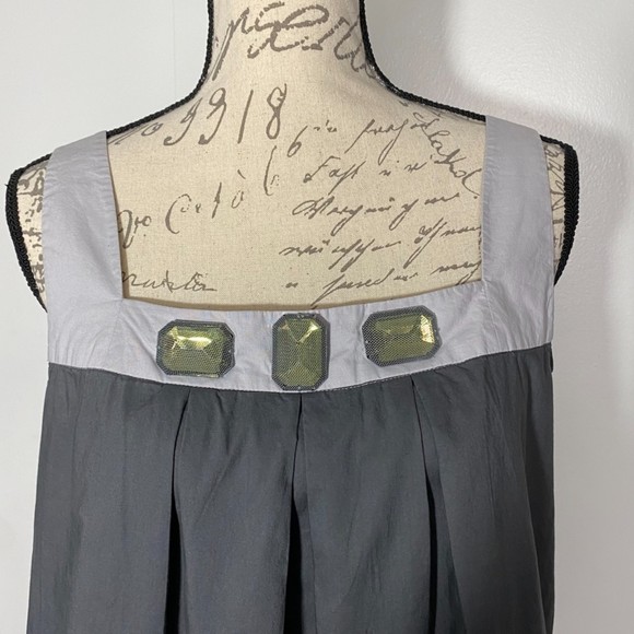 Daisy Fuentes Colorblock Gem Accent Sleeveless Top Size Medium Grey Black - Picture 3 of 5
